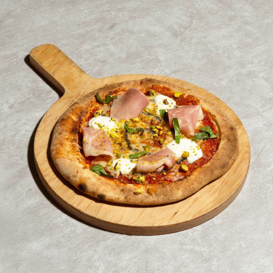 Lacón & Puglia Burrata Pizza